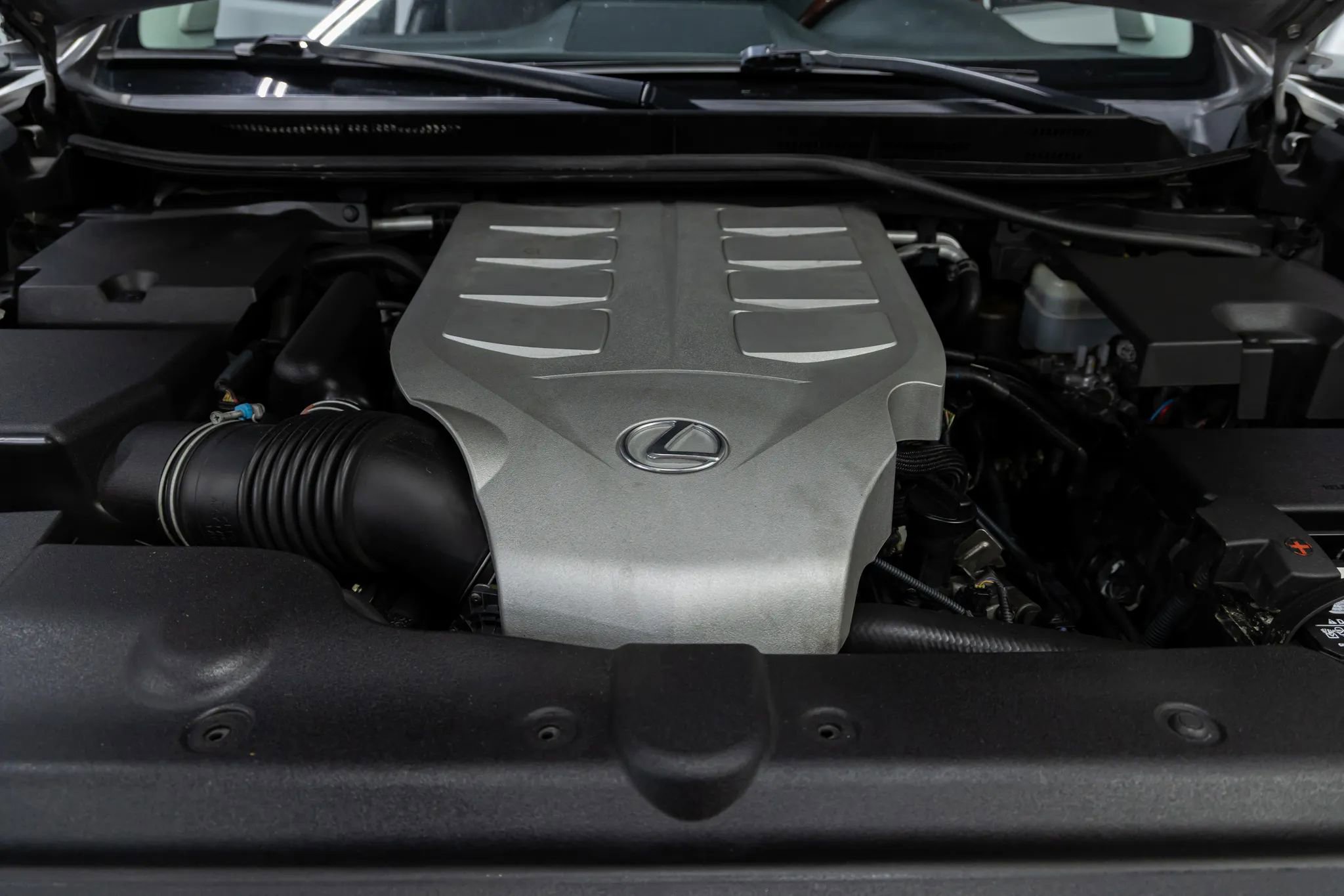 Used 2015 Lexus GX 460 image 4