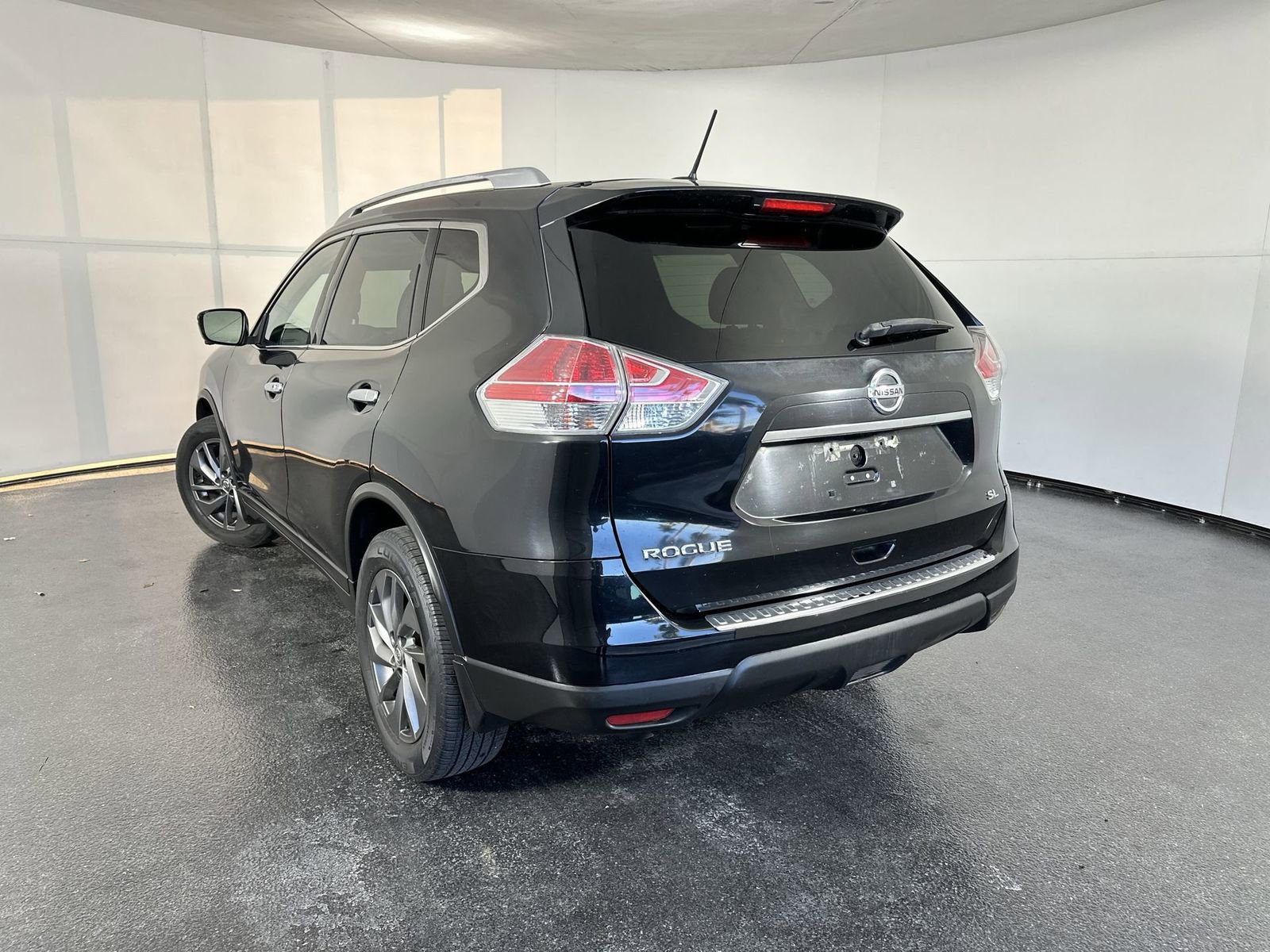 Used 2016 Nissan Rogue SL image 6