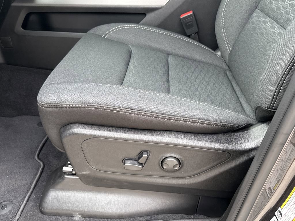 New 2026 RAM 1500 2WD Crew Cab image 13