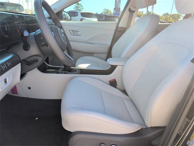 Used 2024 Hyundai Kona SEL image 13