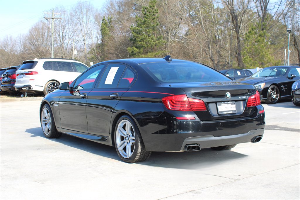 Used 2016 BMW 550i Sedan RWD image 5