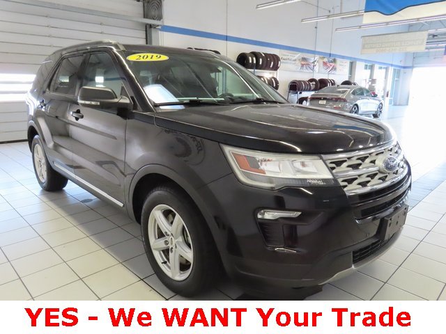 Used 2019 Ford Explorer XLT w/ Equipment Group 202A image 14