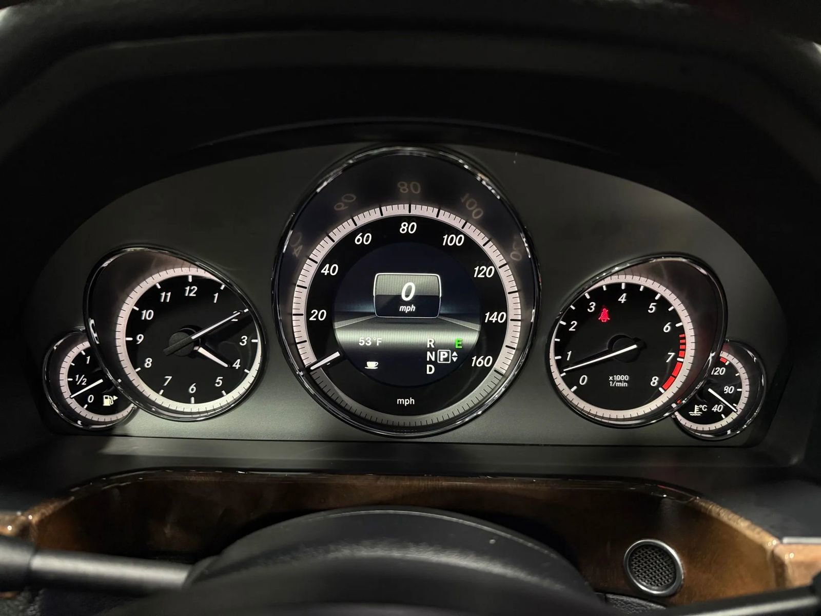 Used 2013 Mercedes-Benz E 350 4MATIC Sedan image 29