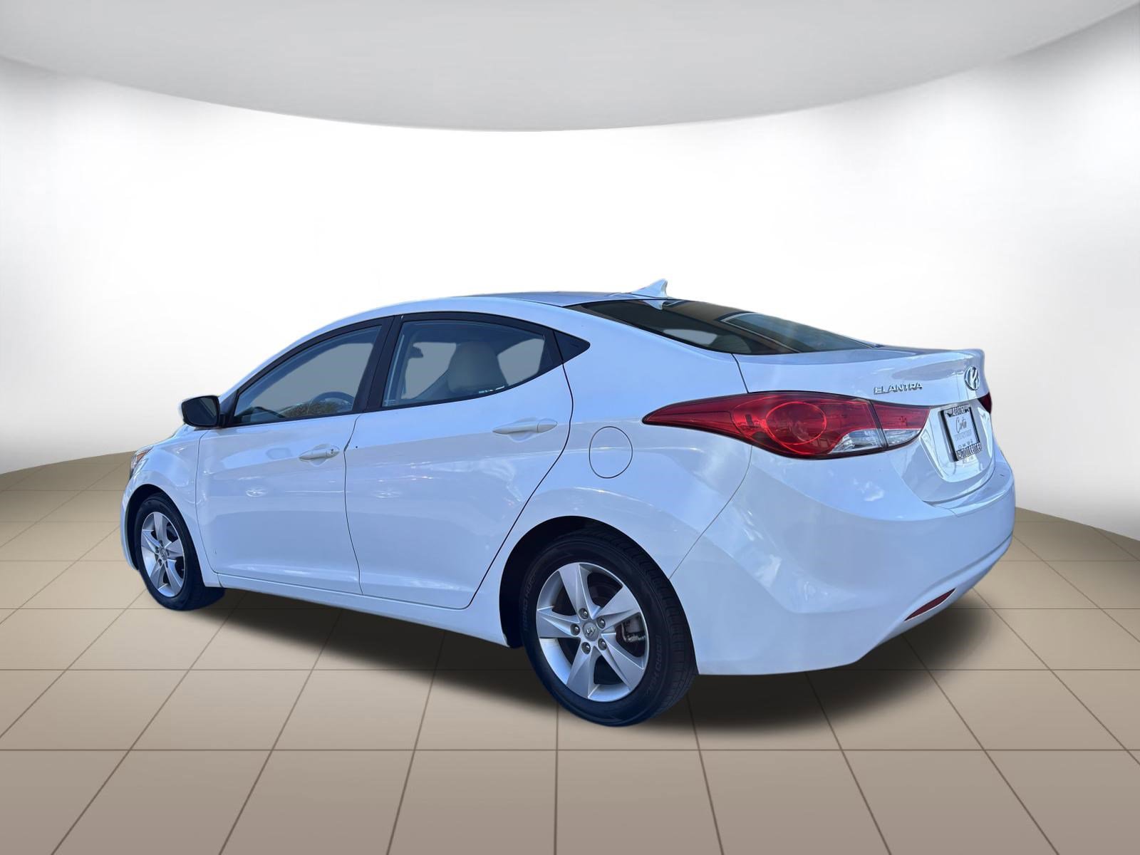 Used 2013 Hyundai Elantra GLS w/ Preferred Pkg FWD image 4