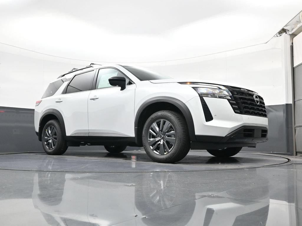 New 2026 Nissan Pathfinder SV w/ Cargo Package FWD image 18