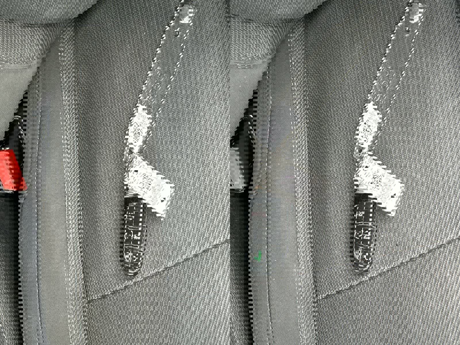 Used 2017 Dodge Charger SXT w/ Blacktop Package image 3