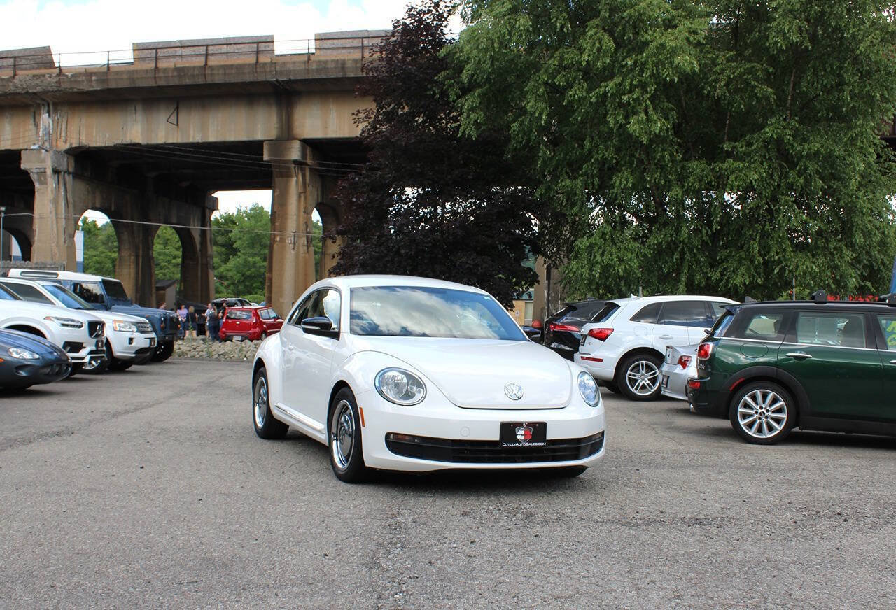 Used 2012 Volkswagen Beetle 2.5 FWD image 10