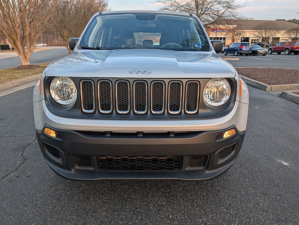 Used 2018 Jeep Renegade Sport w/ Power & Air Group image 8