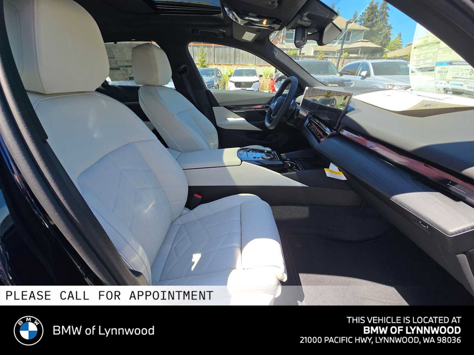 New 2026 BMW i5 eDrive40 w/ Premium Package AWD/4WD image 11