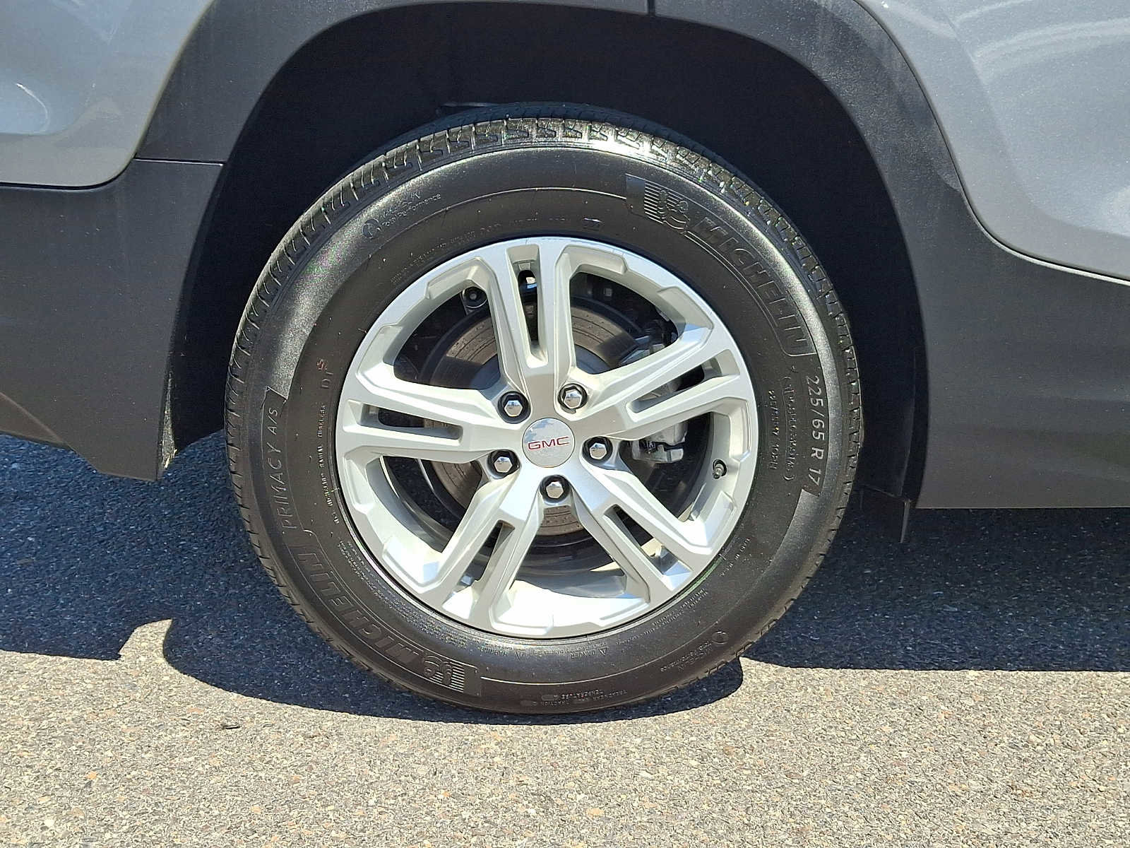 Used 2023 GMC Terrain SLE w/ Driver Convenience Package FWD image 8