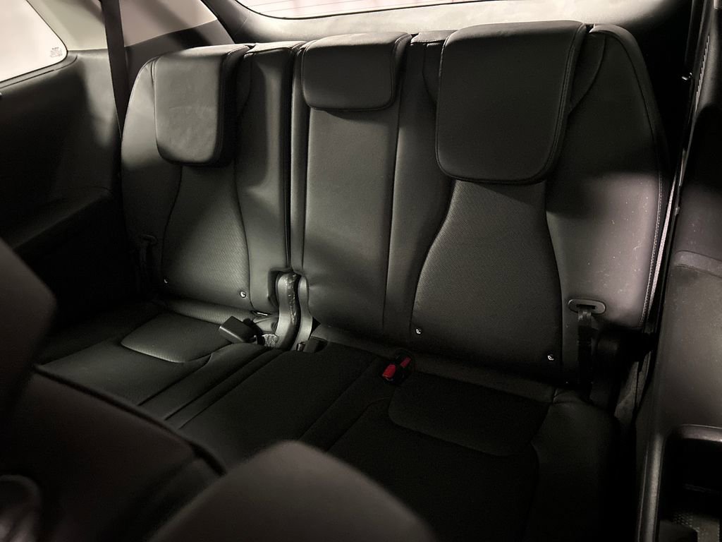Used 2025 Kia Carnival SX Prestige FWD image 25