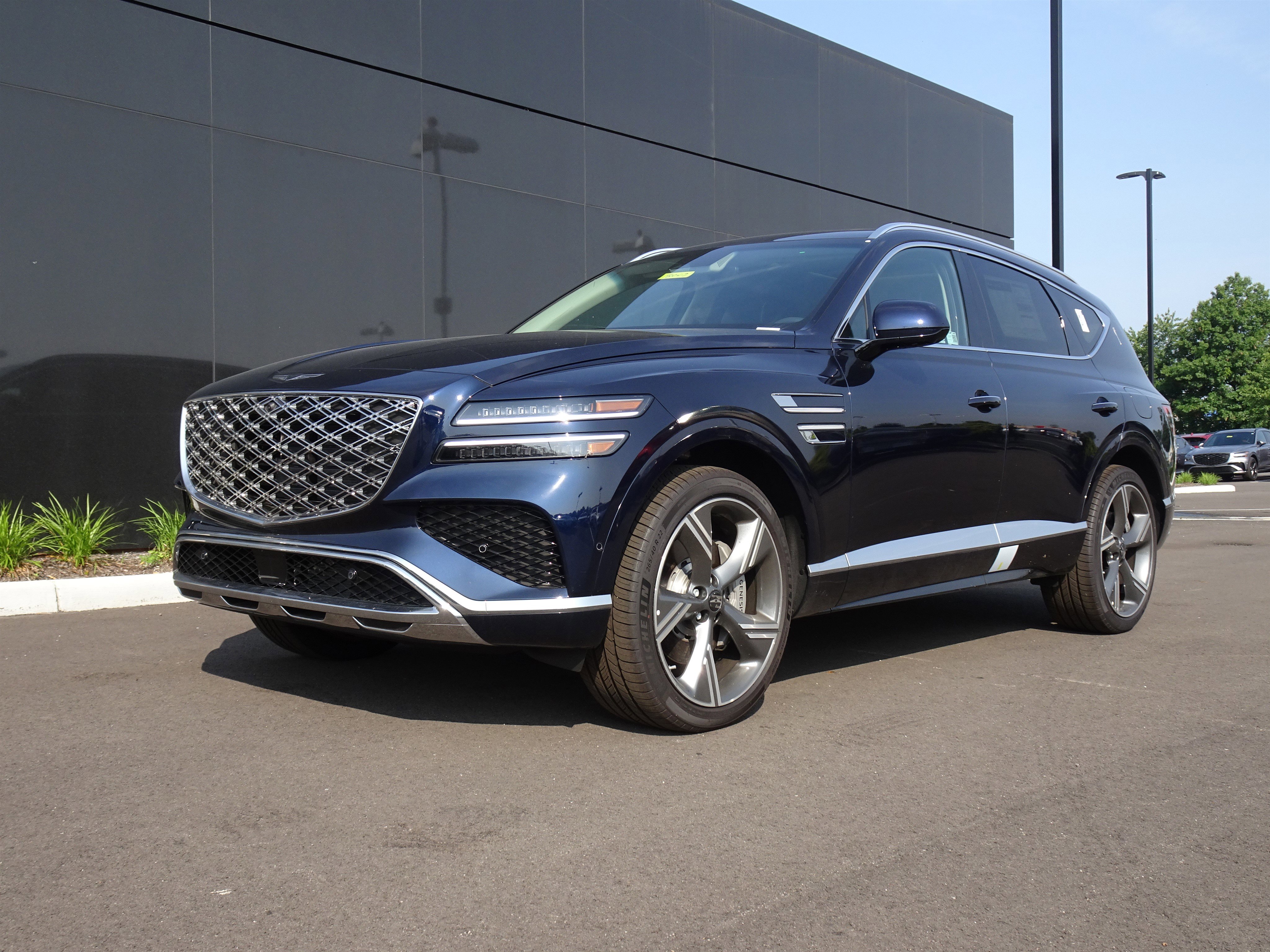 New 2025 Genesis GV80 2.5T Prestige