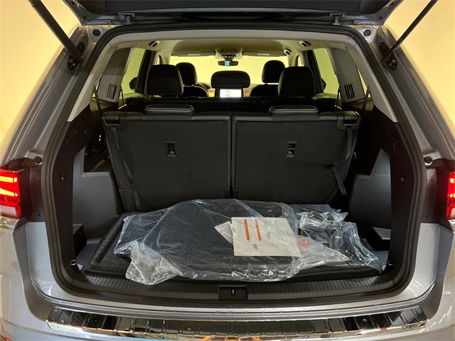 New 2026 Volkswagen Taos SE image 5