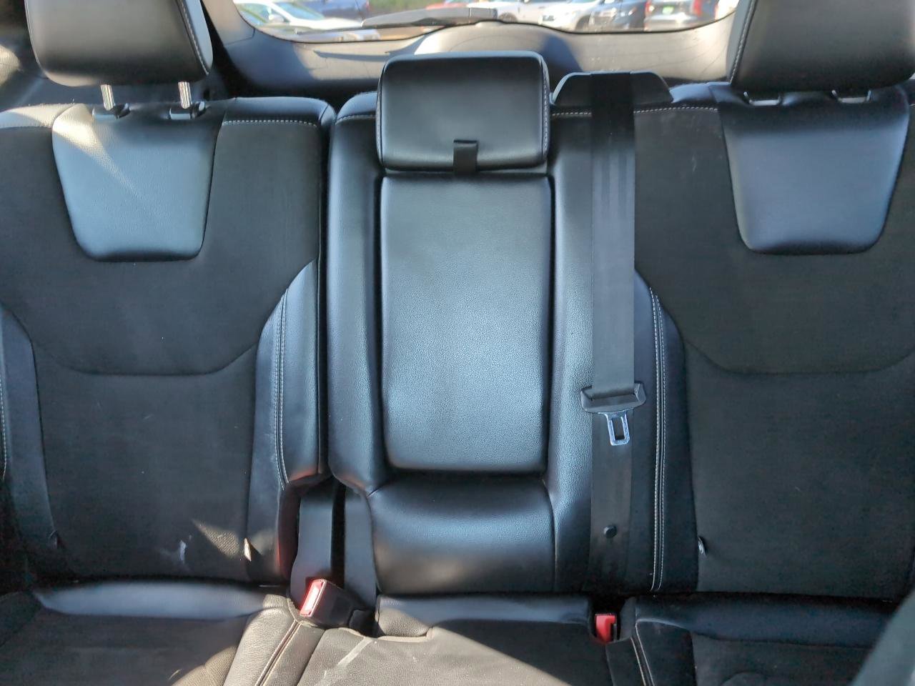 Used 2020 Ford Edge ST w/ Cold Weather Package AWD/4WD image 14