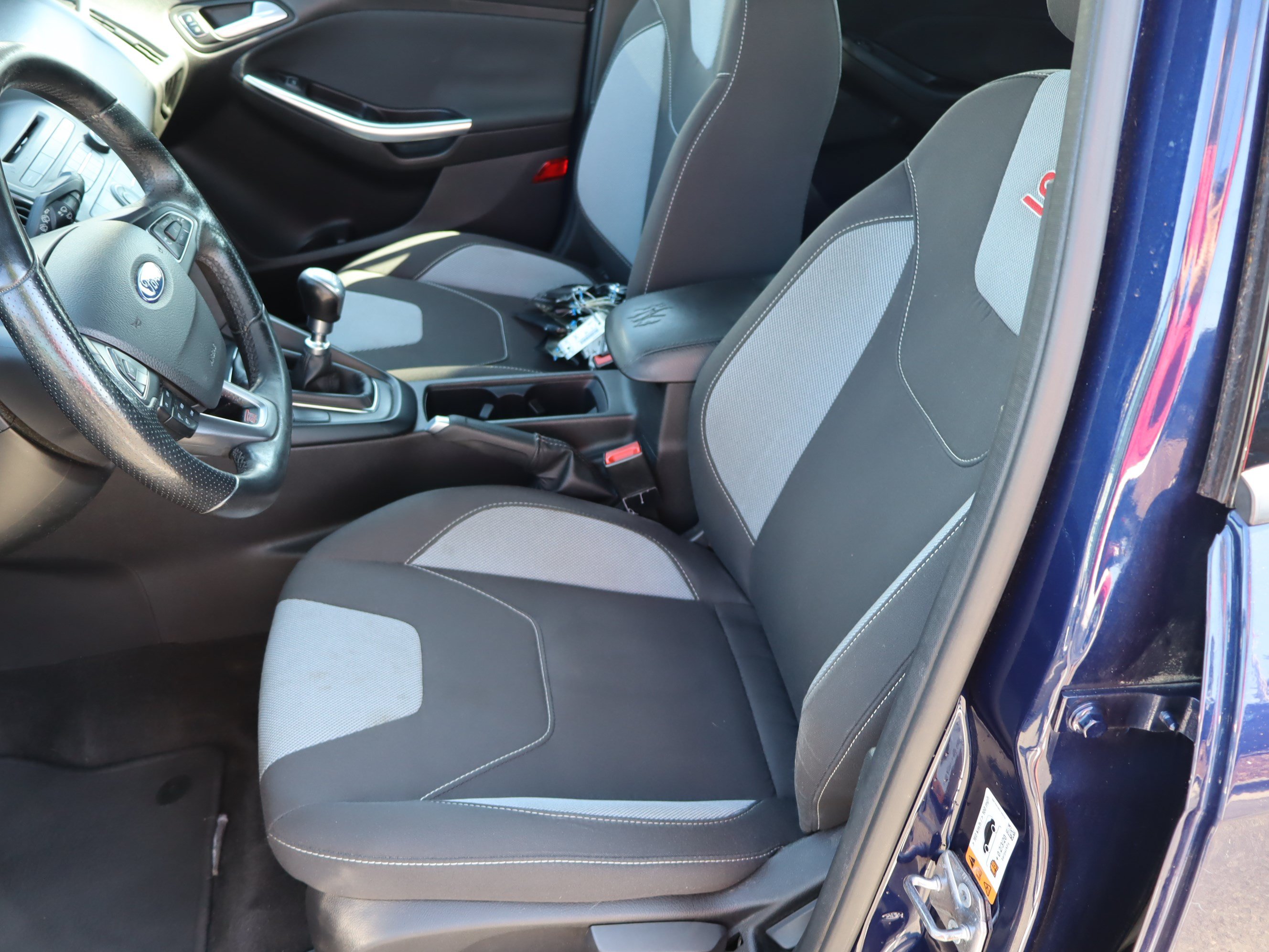Used 2017 Ford Focus ST FWD image 16