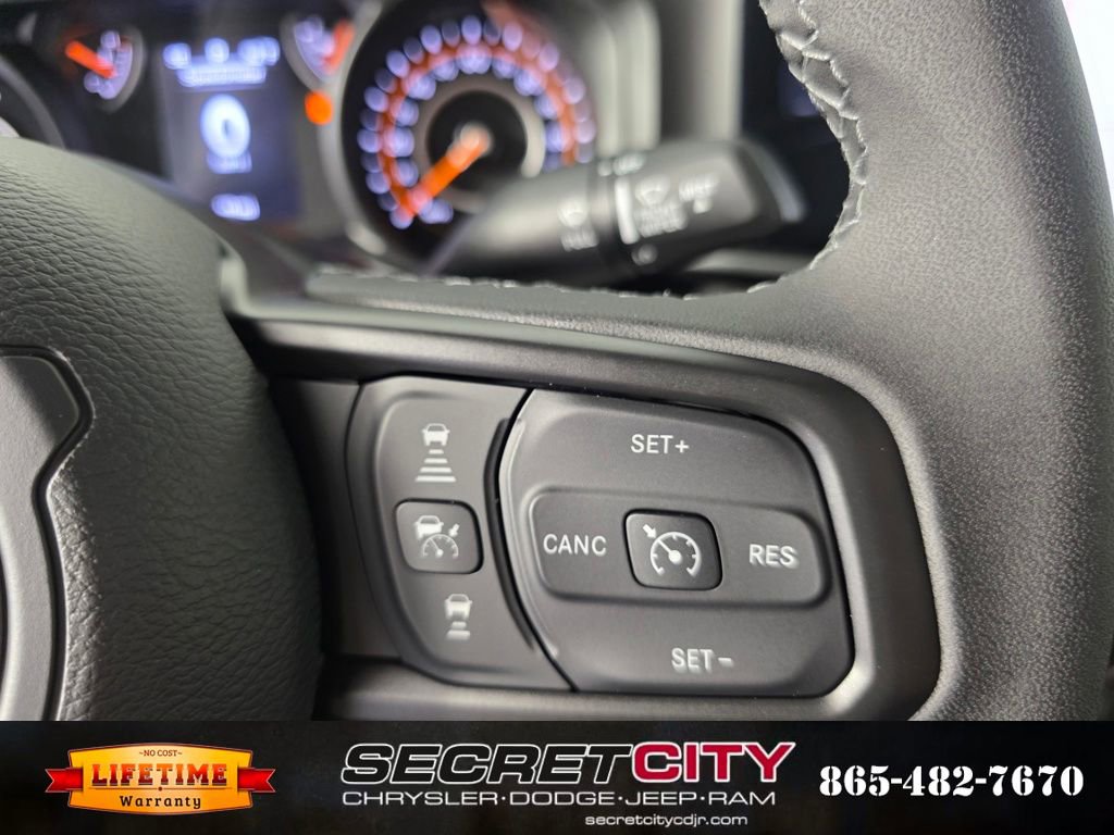 New 2025 Jeep Gladiator Sport AWD/4WD image 18