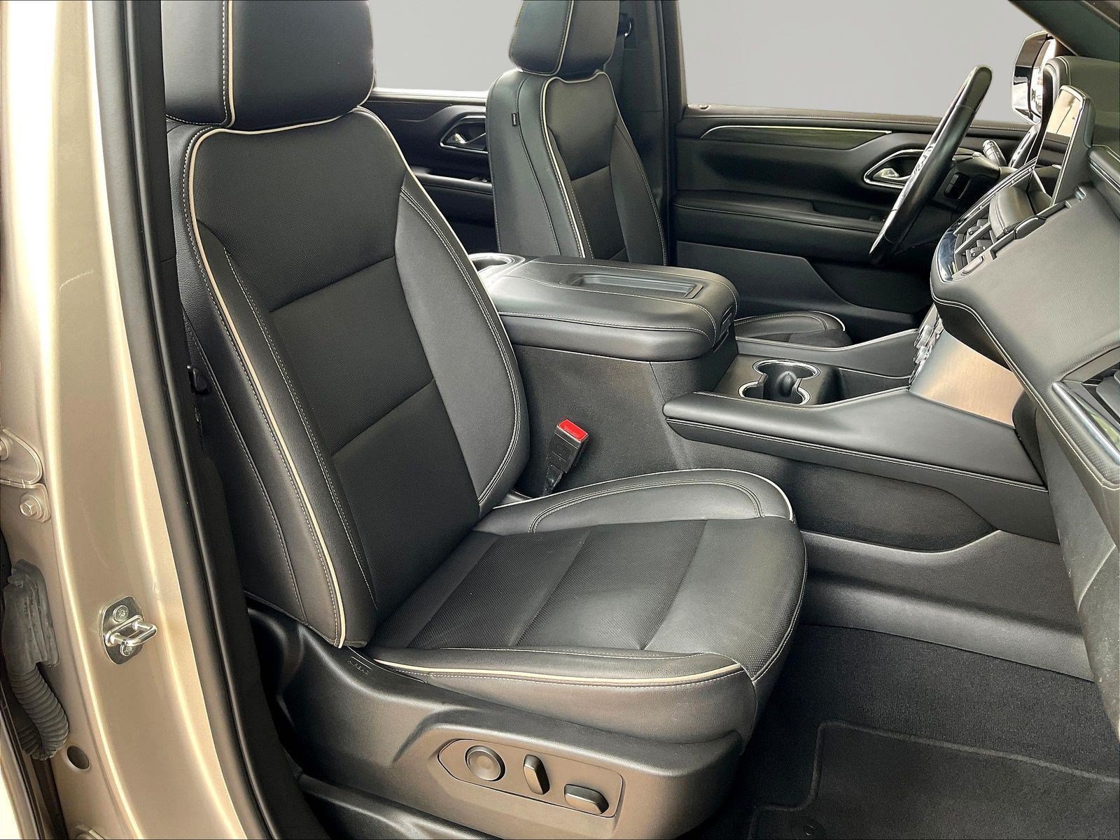 Used 2023 GMC Yukon SLT AWD/4WD image 30