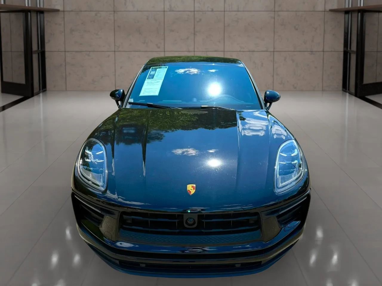Used 2023 Porsche Macan AWD/4WD image 14