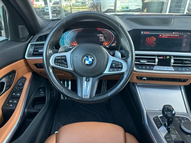 Used 2021 BMW 330i xDrive Sedan w/ M Sport Package AWD/4WD image 16