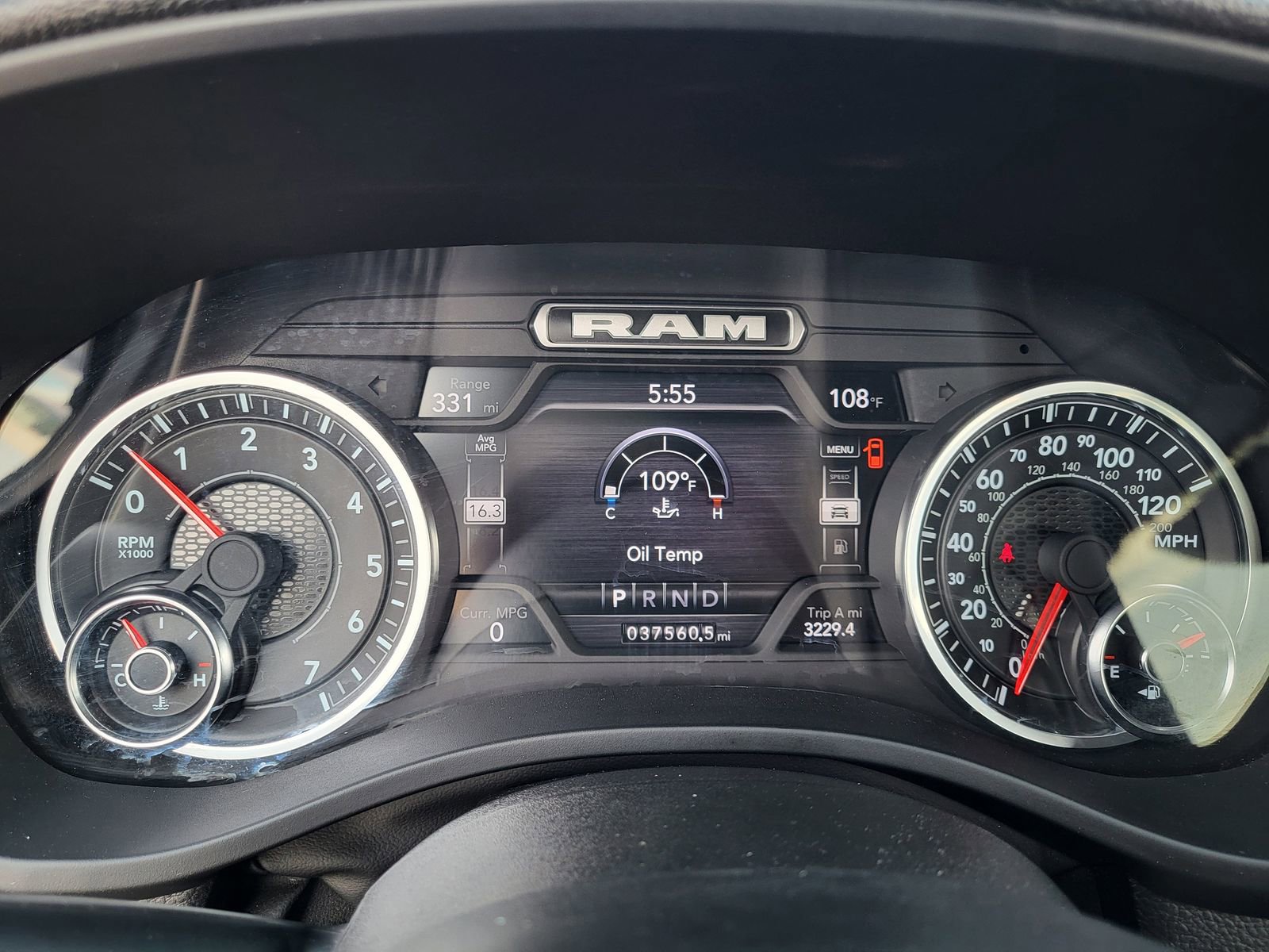 Used 2024 RAM 1500 Laramie image 21