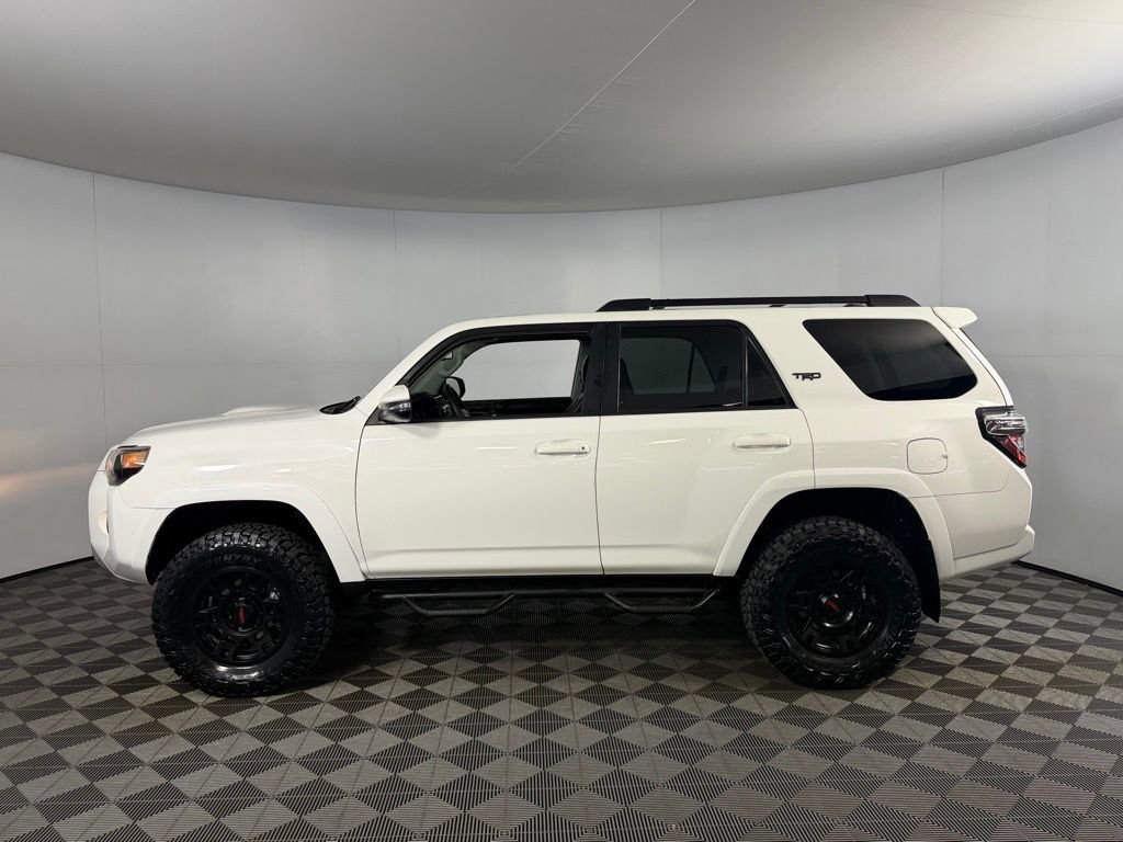 Used 2019 Toyota 4Runner TRD Off-Road Premium AWD/4WD image 8
