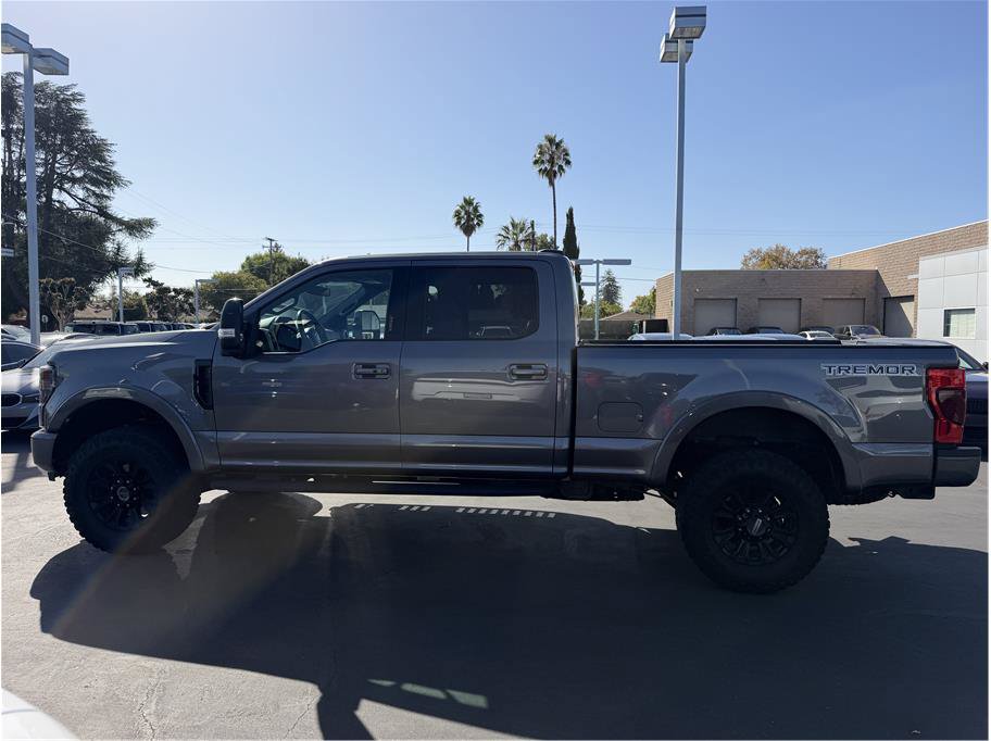 Used 2022 Ford F250 Lariat w/ Tremor Off-Road Package AWD/4WD image 8