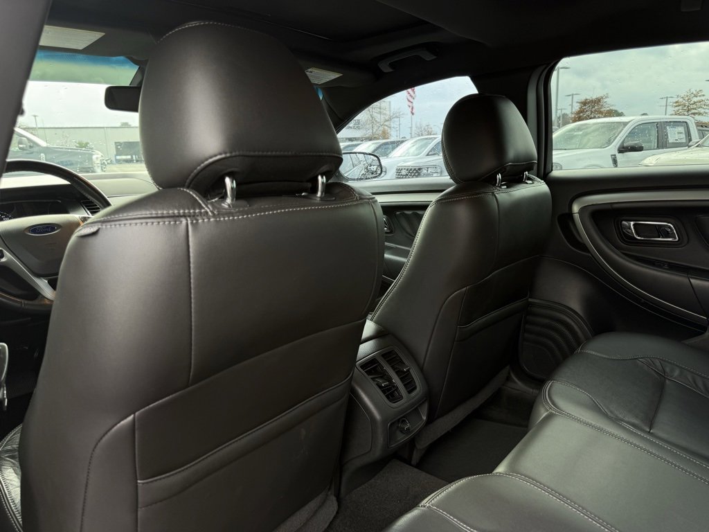 Used 2015 Ford Taurus SEL w/ Equipment Group 201A image 25