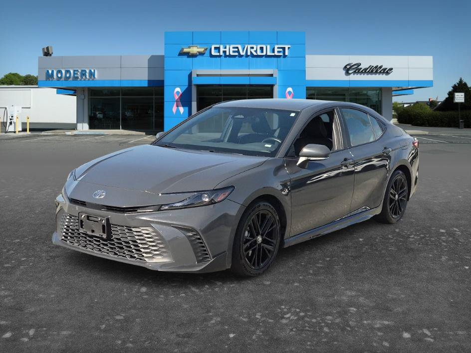 Used 2025 Toyota Camry SE
