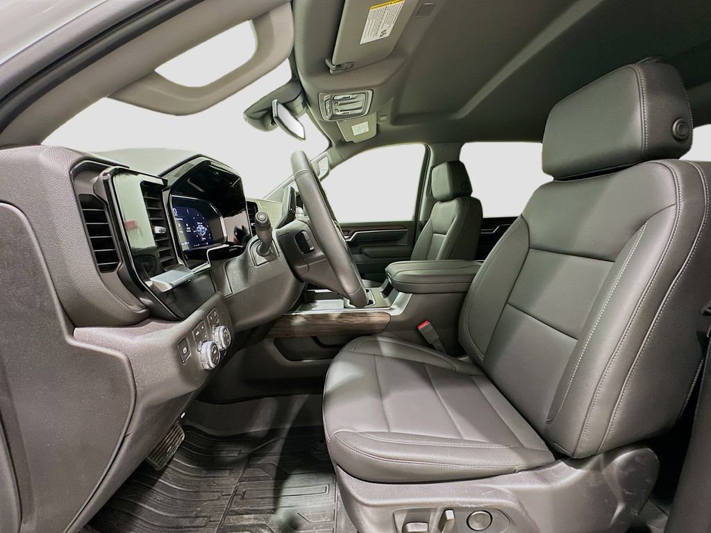New 2026 GMC Sierra 3500 SLT w/ SLT Convenience Package image 22