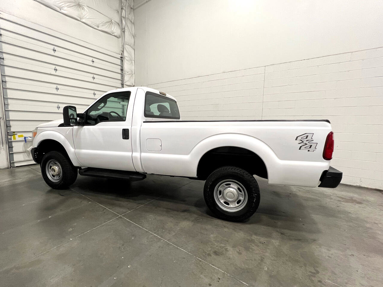 Used 2014 Ford F250 XL w/ Snow Plow Prep Package image 5