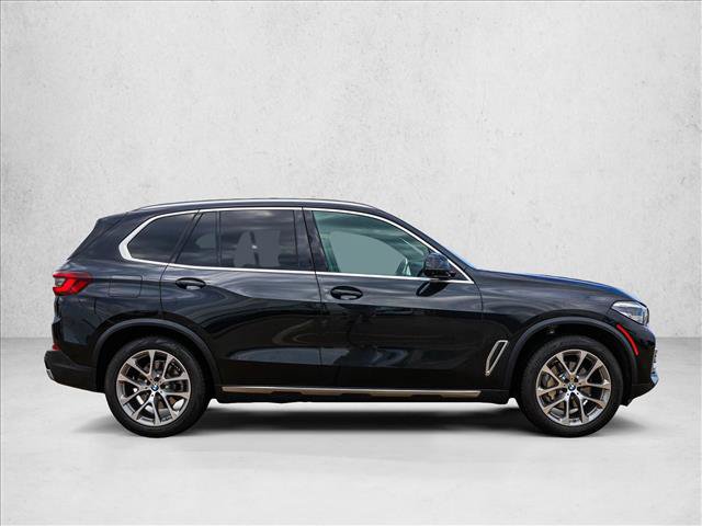 Used 2021 BMW X5 xDrive40i w/ Premium Package AWD/4WD image 4