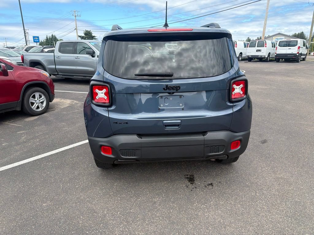 Used 2020 Jeep Renegade Altitude AWD/4WD image 6
