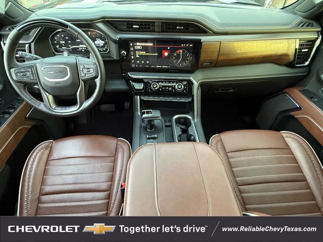 Used 2025 GMC Sierra 1500 Denali Ultimate AWD/4WD image 12