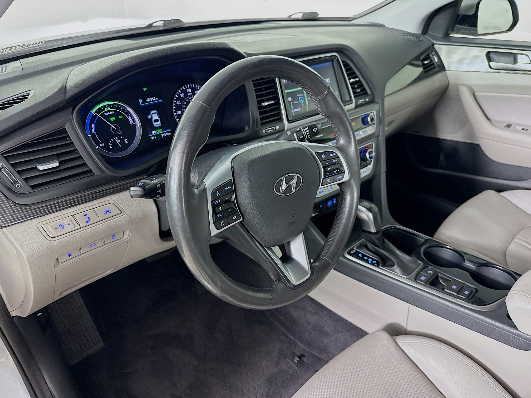 Used 2018 Hyundai Sonata Limited w/ Ultimate Package 02 FWD image 8