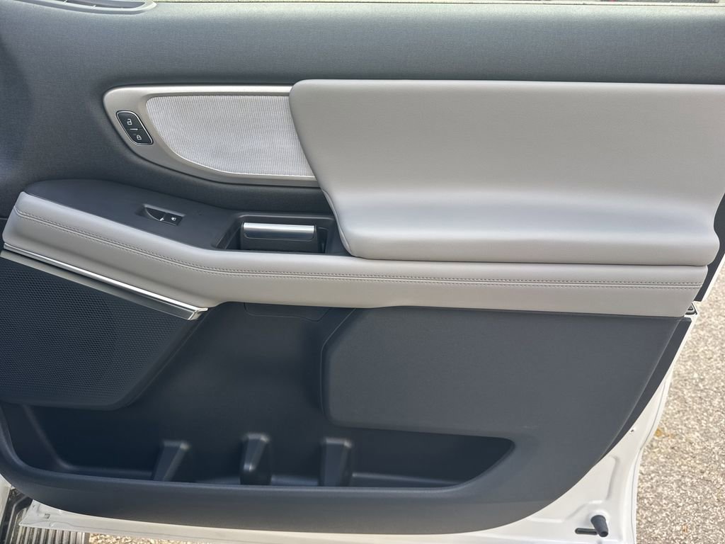 New 2026 Ford Expedition Max Active RWD image 14