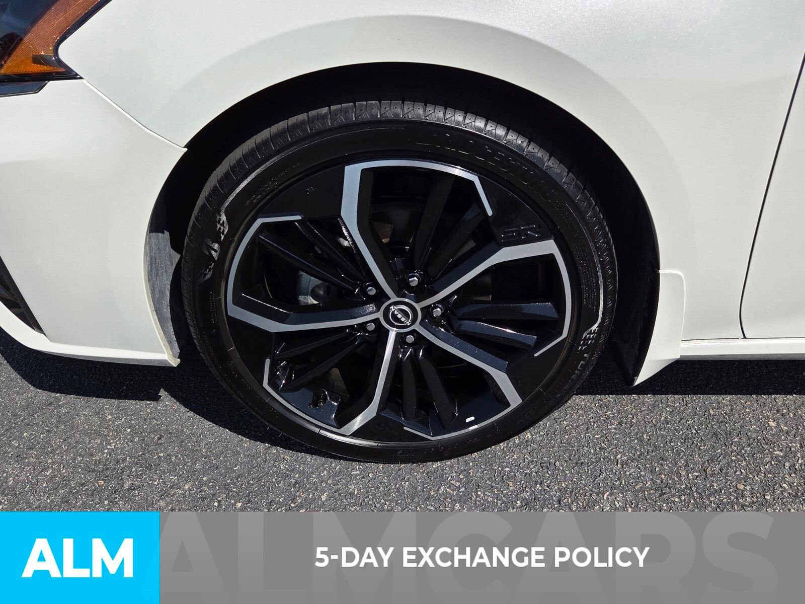 Used 2025 Nissan Altima 2.5 SR image 4