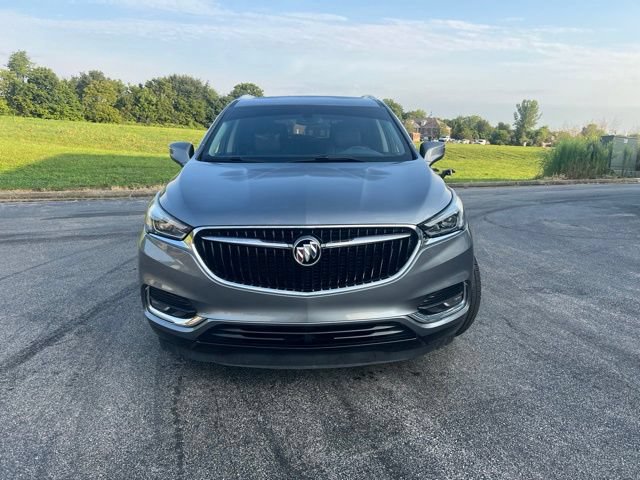 Used 2018 Buick Enclave Essence AWD/4WD image 3