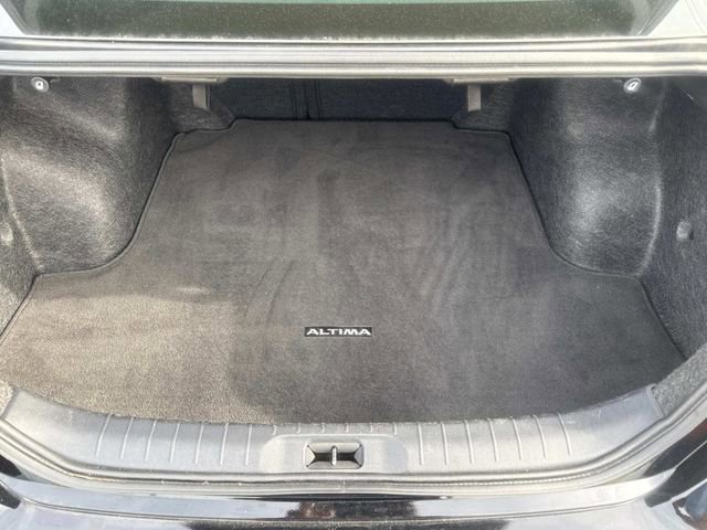 Used 2025 Nissan Altima 2.5 SV image 12