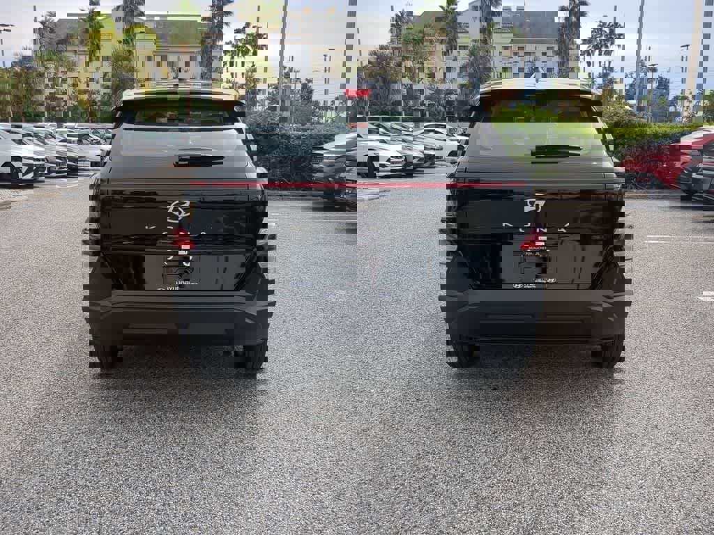 New 2026 Hyundai Kona SE image 6