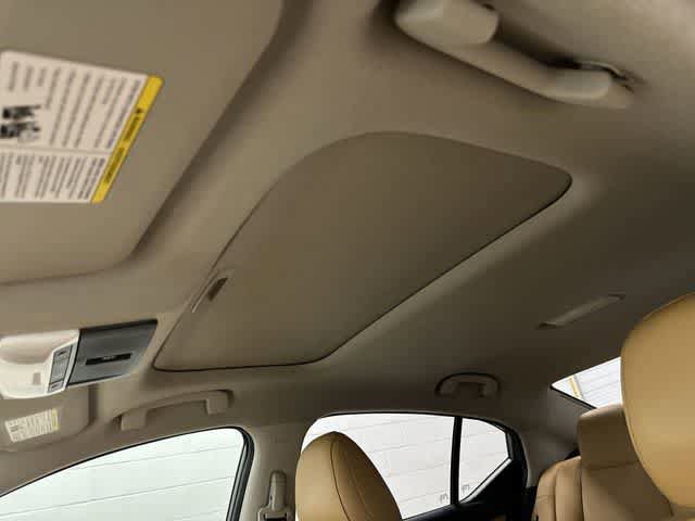 Used 2025 Nissan Sentra SV w/ SV Premium Package FWD image 27