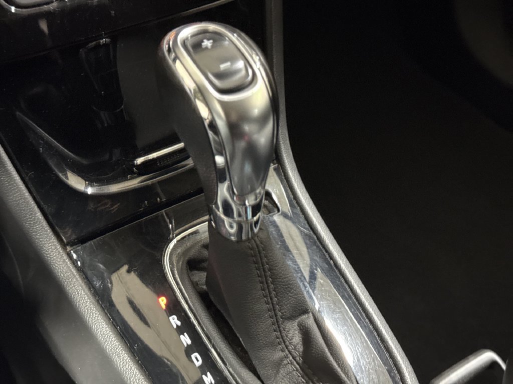 Used 2018 Buick Encore Preferred FWD image 17