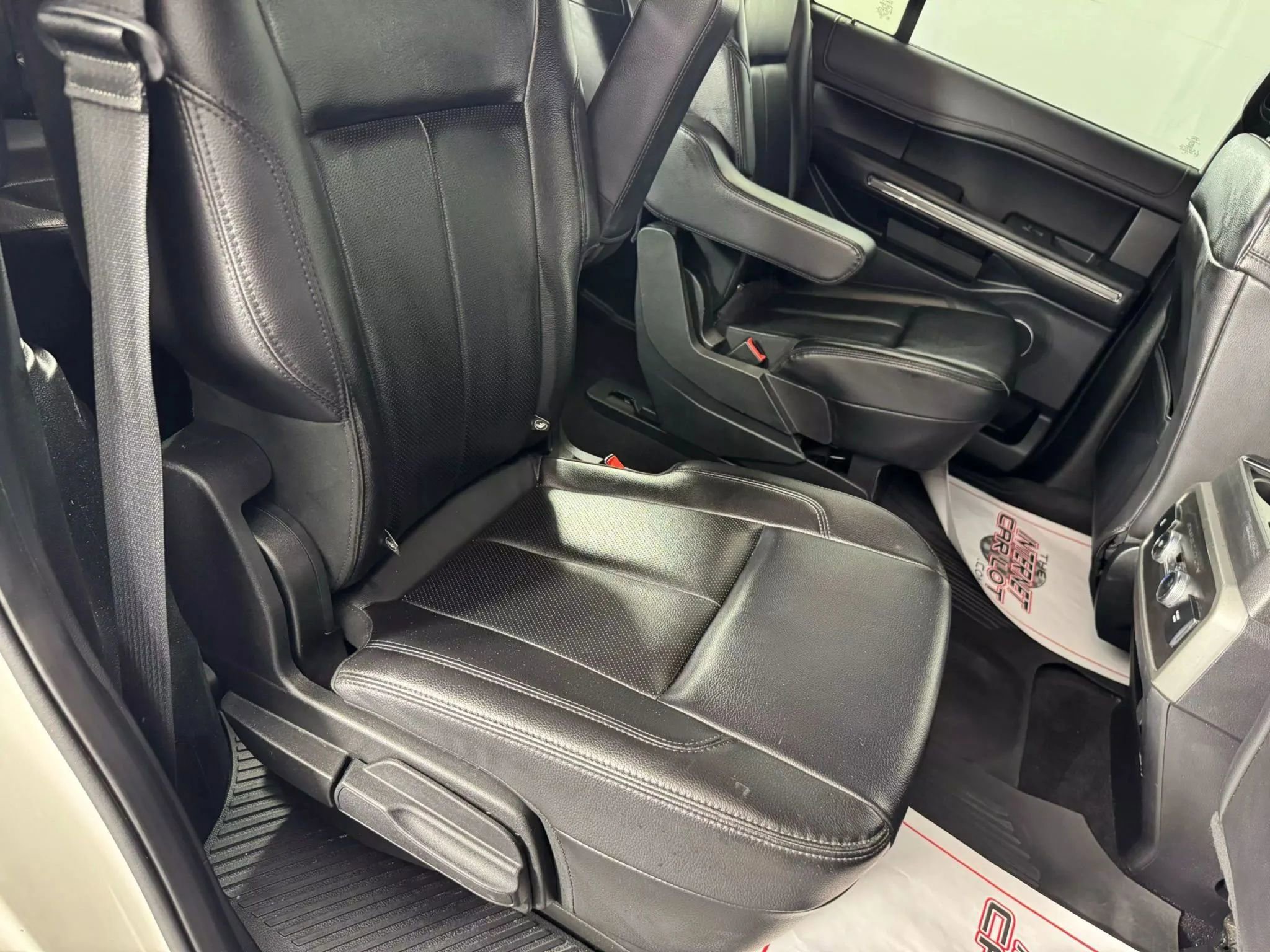 Used 2021 Ford Expedition XLT w/ Equipment Group 202A image 39