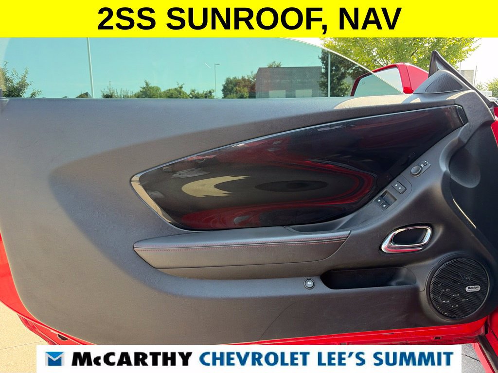 Used 2015 Chevrolet Camaro SS w/ Commemorative Special Edition RWD image 29