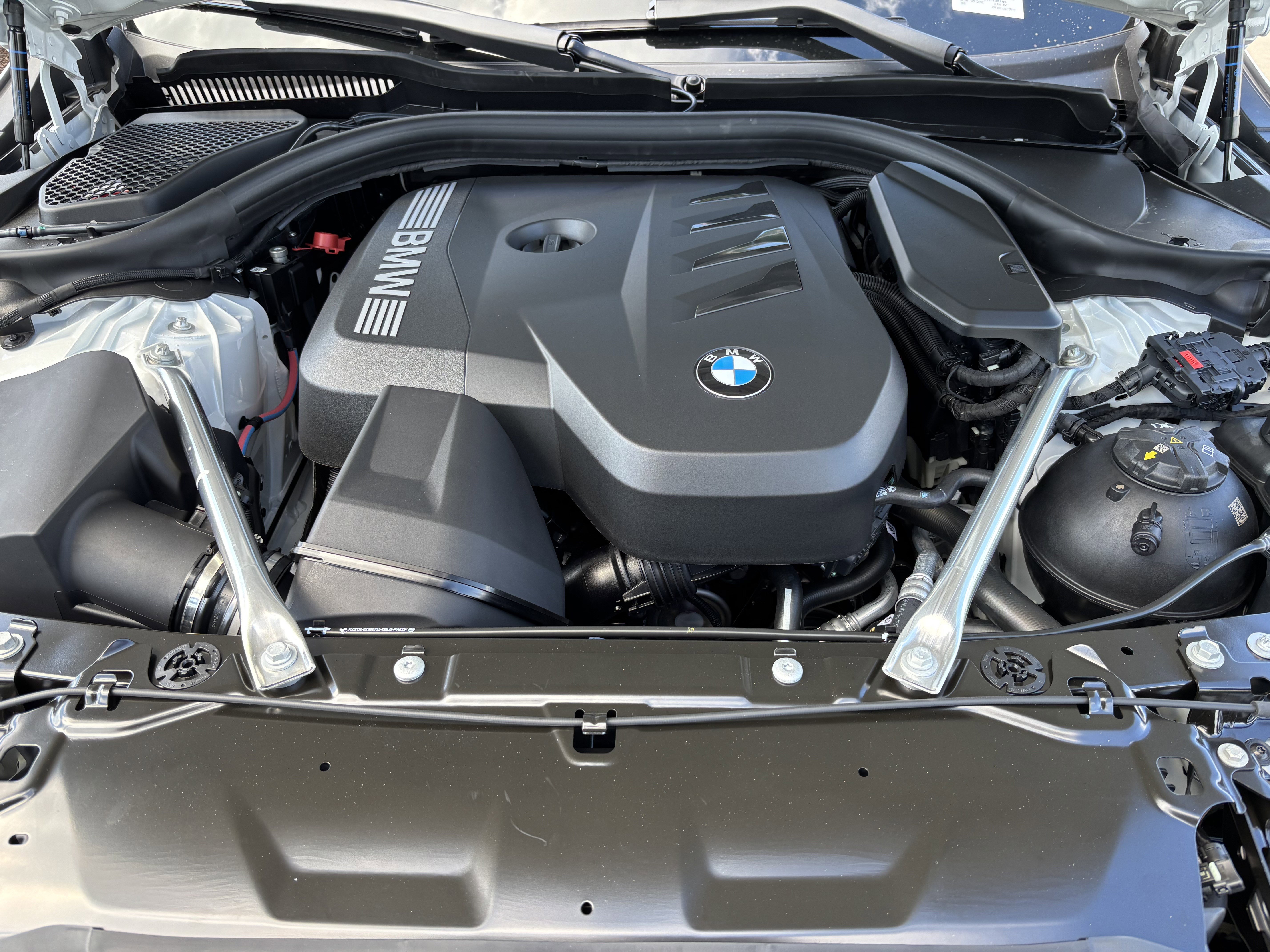 Used 2026 BMW 530i xDrive image 36