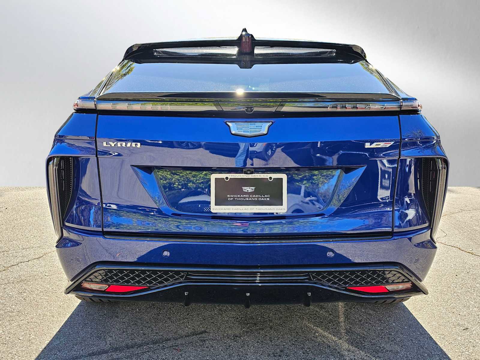 New 2026 Cadillac Lyriq V AWD/4WD image 4