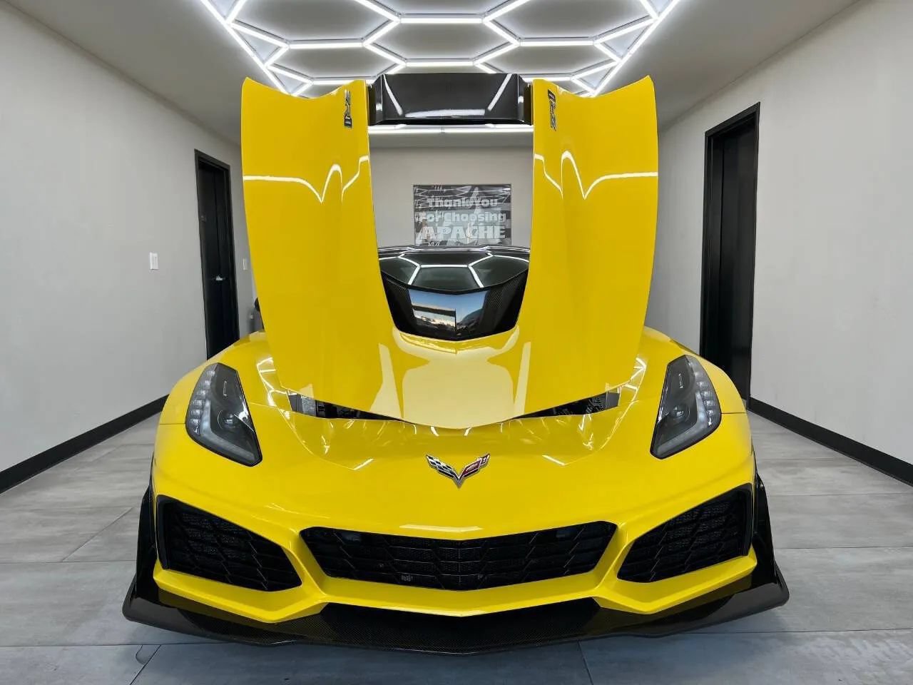 Used 2019 Chevrolet Corvette ZR1 w/ Chrome Badge Package RWD image 9
