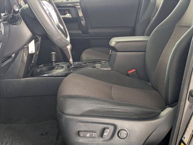 Used 2020 Toyota 4Runner TRD Off-Road AWD/4WD image 17