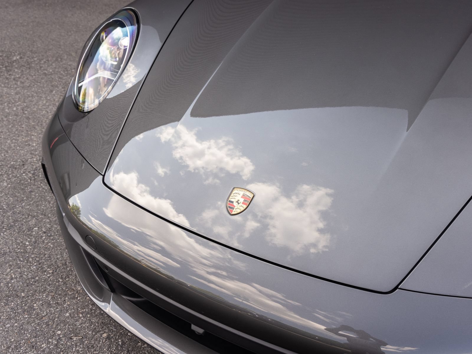 Certified 2024 Porsche 911 Carrera w/ Premium Package RWD image 10