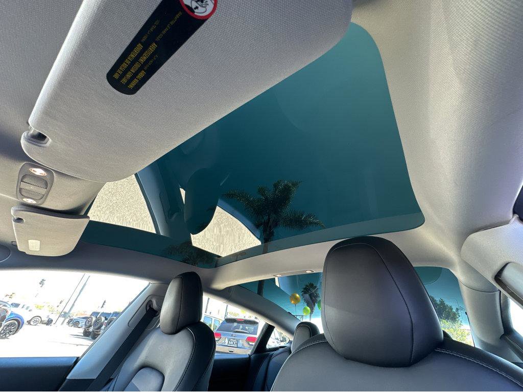 Used 2021 Tesla Model 3 Standard Range Plus image 7