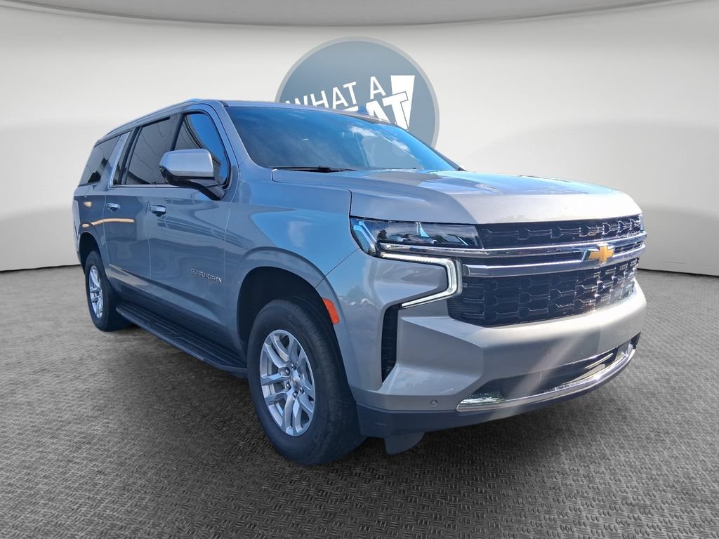 Used 2024 Chevrolet Suburban LS RWD image 1